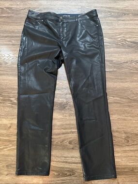 Women's chicos platinum Black Coated Jeggings